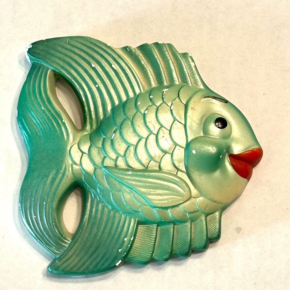 Chalk Ware Kitschy Green Fish Wall Decor Red Lips MCM